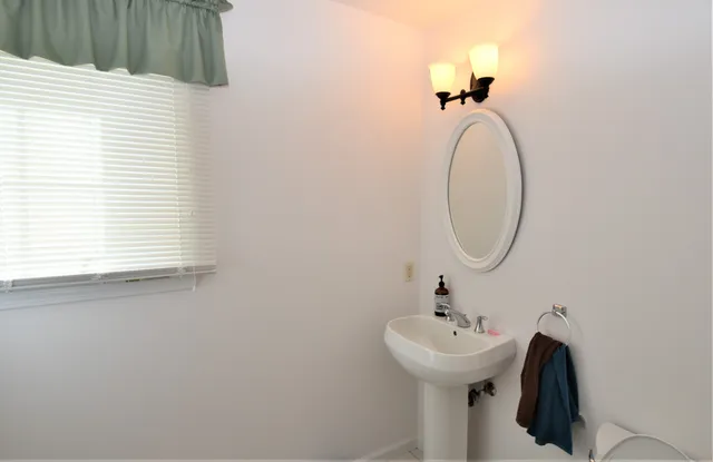 $3,200 | 49 Overshot Drive, Unit 49, Glastonbury, CT 06073