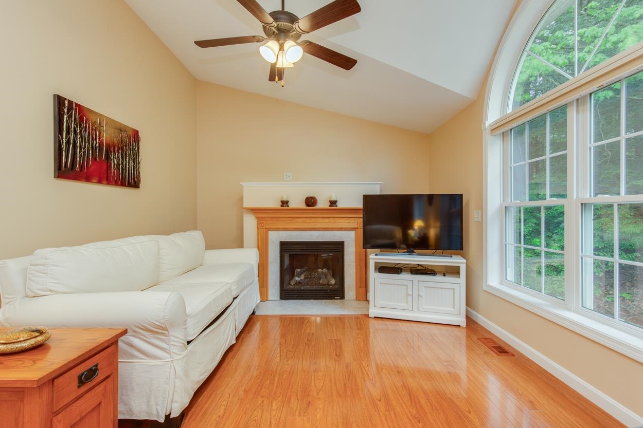 22 Grayhawk Road Merrimack, NH 03054 - Photo 18 of 44 Gallery Image 18