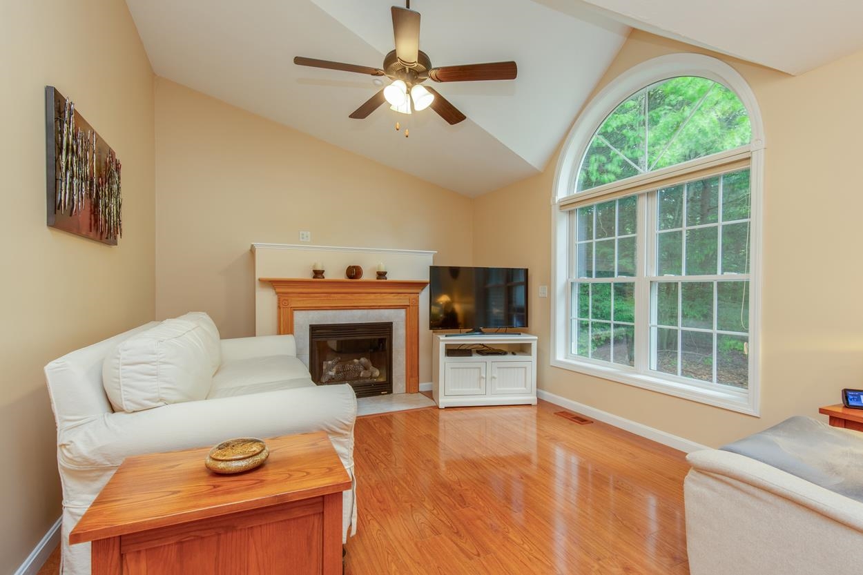 22 Grayhawk Road Merrimack, NH 03054 - Photo 19 of 44 Gallery Image 19