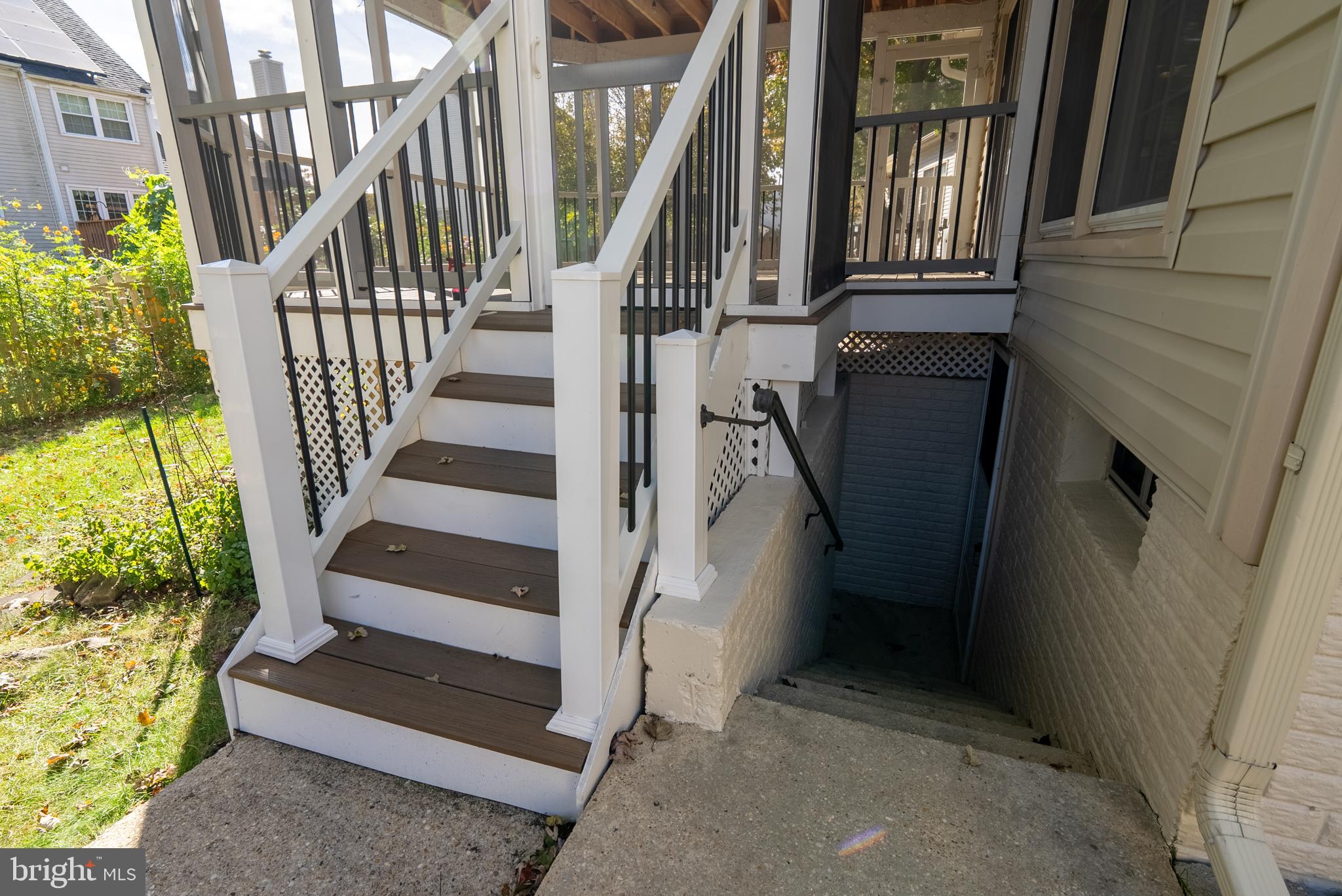 8007 Craddock Road Greenbelt, MD 20770 - Photo 59 of 59 Charming entryway with inviting stairs.
