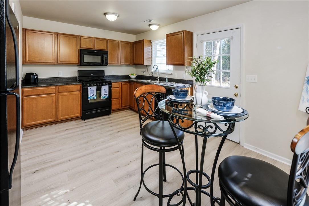 112 Carrick Court Anderson, SC 29624 - Photo 7 of 50