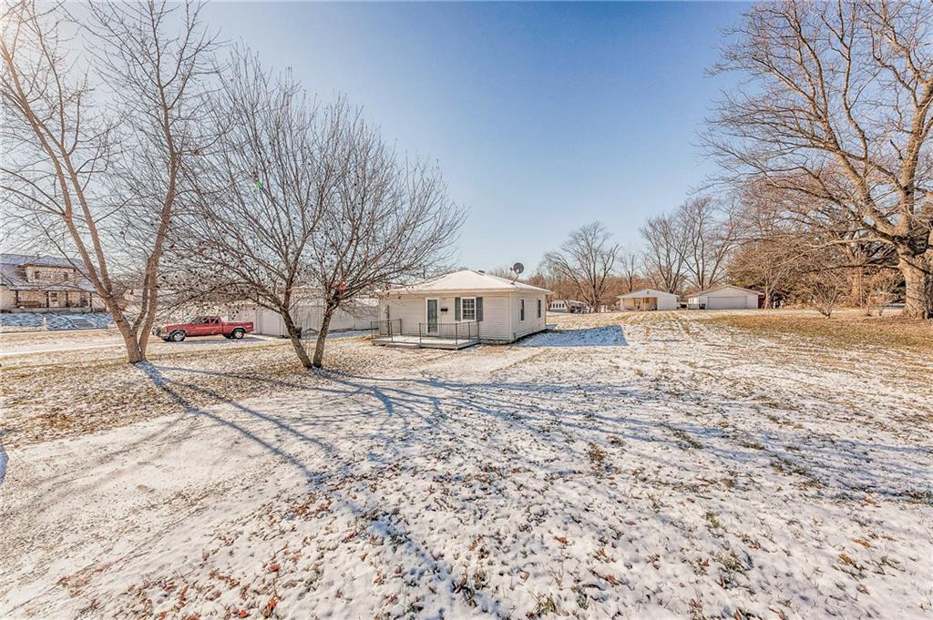122 Broad Street Hope, IN 47246 - Photo 17 of 17 Gallery Image 17