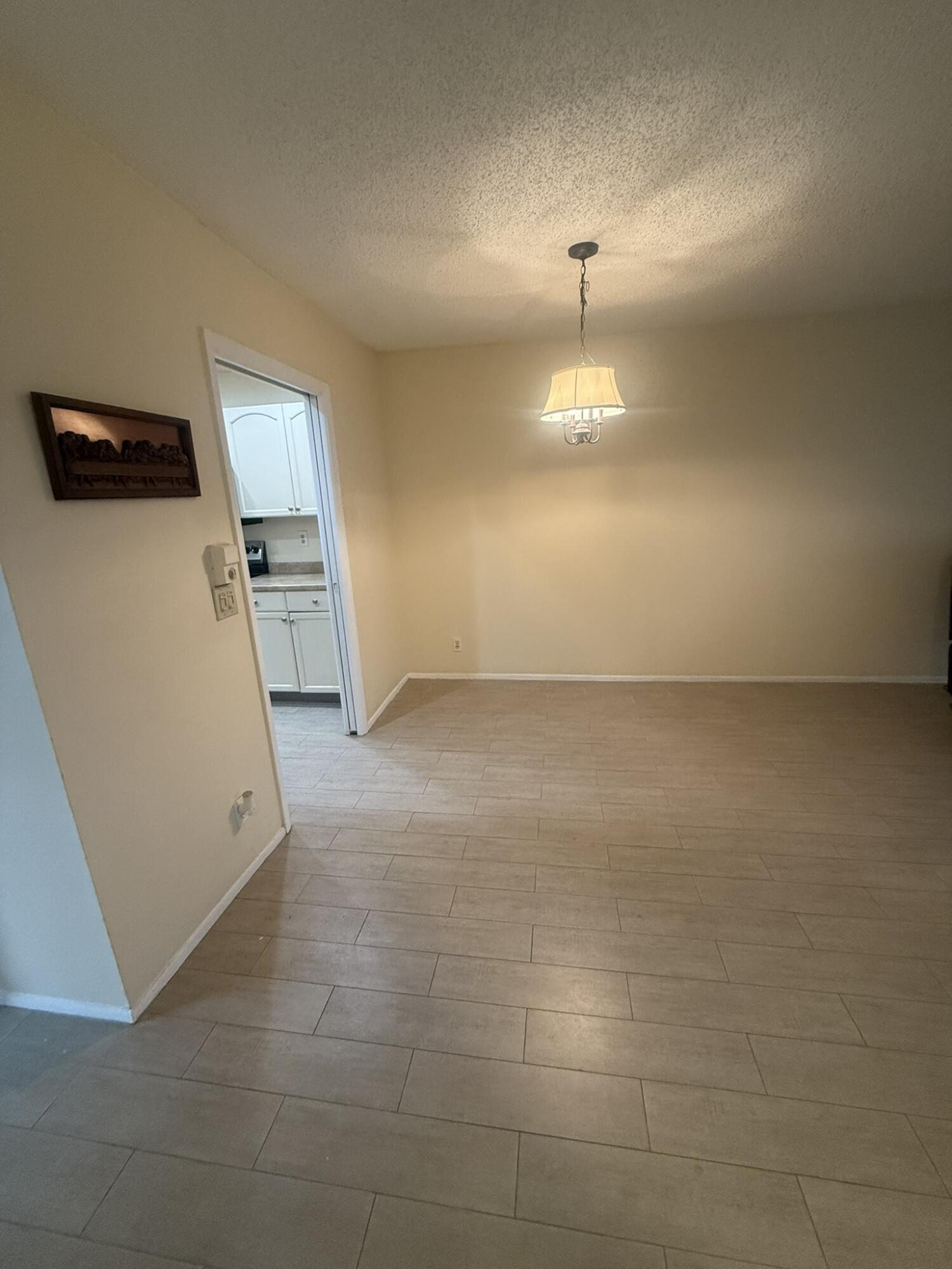 2509 Dudley C Drive West, Unit C West Palm Beach, FL 33415 - Photo 5 of 15 Dining Area