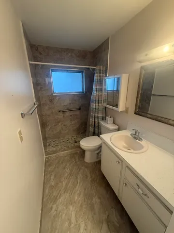 $1,995 | 2509 Dudley C Drive West, Unit C, West Palm Beach, FL 33415