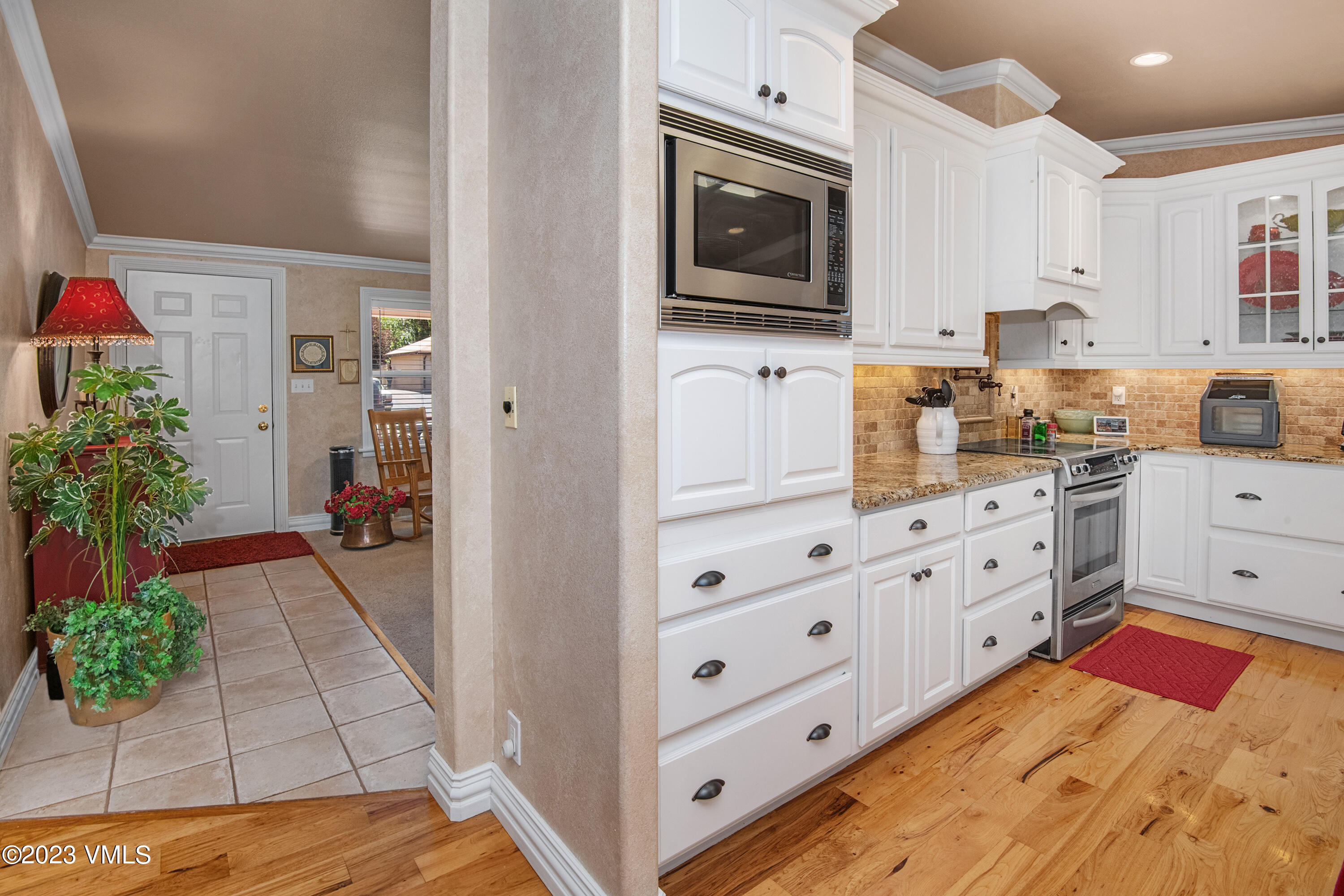 120 Spring Circle Gypsum, CO 81637 - Photo 5 of 40 120-Spring-Circle-MLS_07