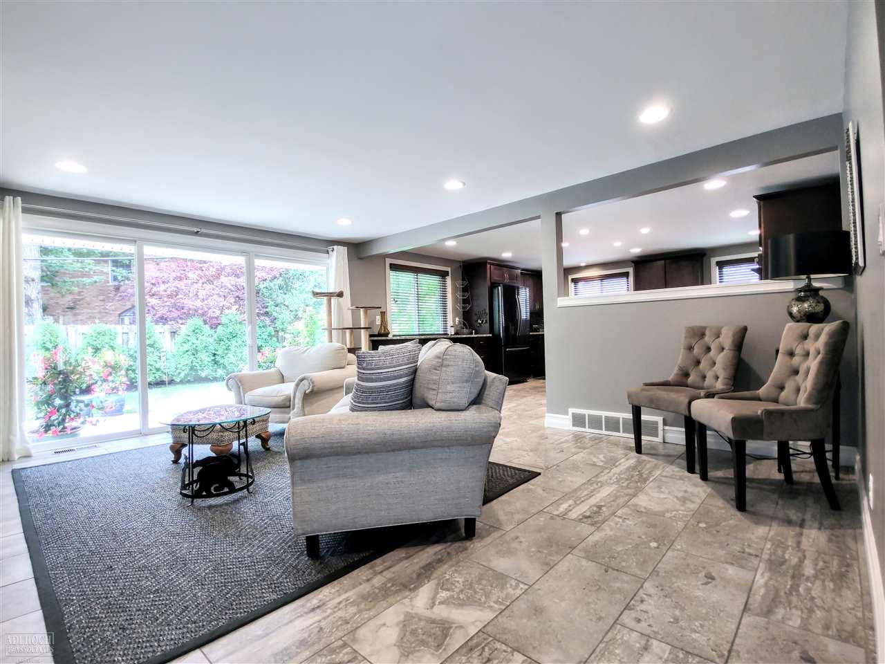 469 Cook Grosse Pointe, MI 48236 - Photo 8 of 35