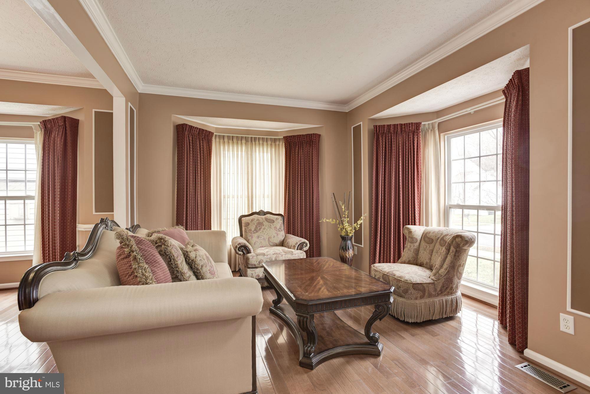 7745 Rotherham Drive Hanover, MD 21076 - Photo 7 of 30 Living Room
