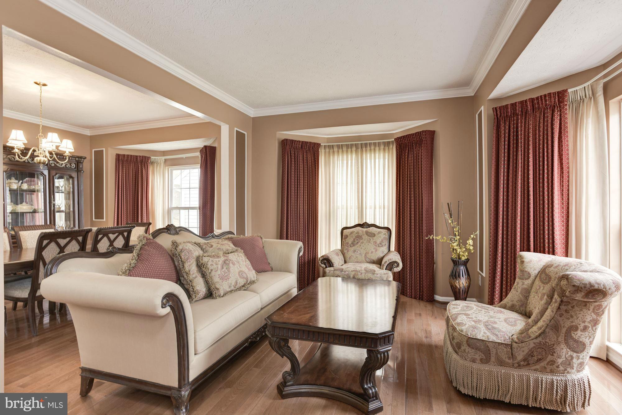 7745 Rotherham Drive Hanover, MD 21076 - Photo 8 of 30 Living Room