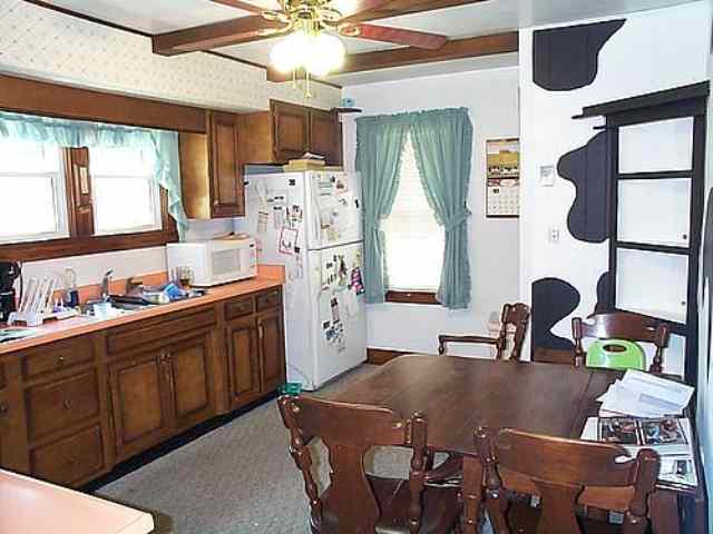 217 Berry Street Washington, IL 61571 - Photo 3 of 9 Gallery Image 3