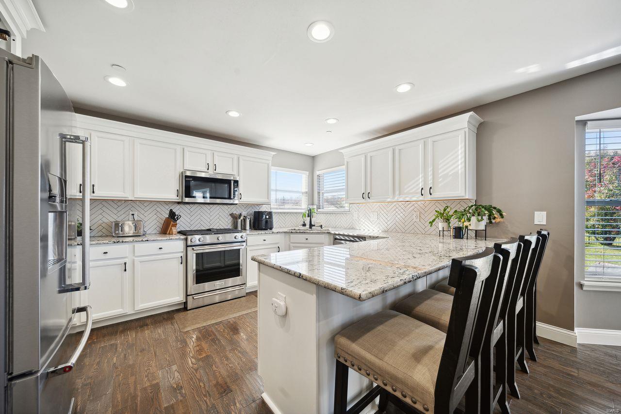 6214 Pathfinder Drive St. Louis, MO 63129 - Photo 11 of 32