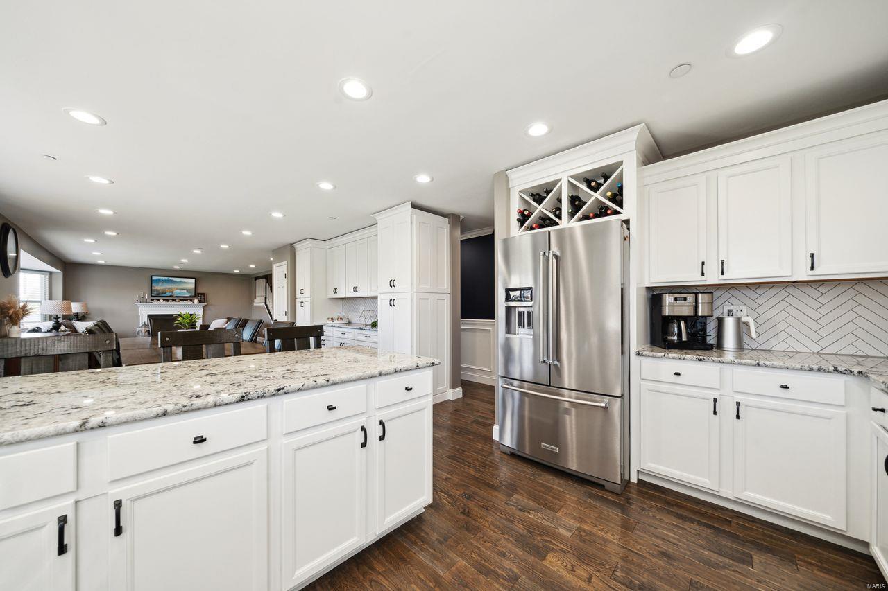 6214 Pathfinder Drive St. Louis, MO 63129 - Photo 12 of 32