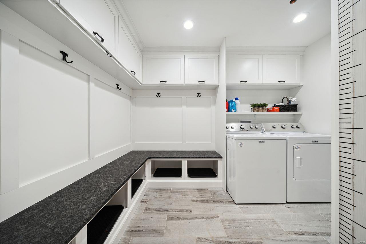 6214 Pathfinder Drive St. Louis, MO 63129 - Photo 14 of 32