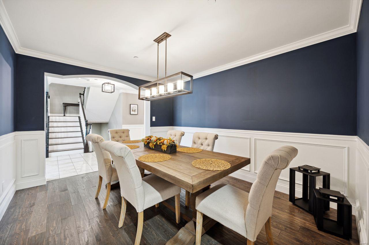 6214 Pathfinder Drive St. Louis, MO 63129 - Photo 4 of 32