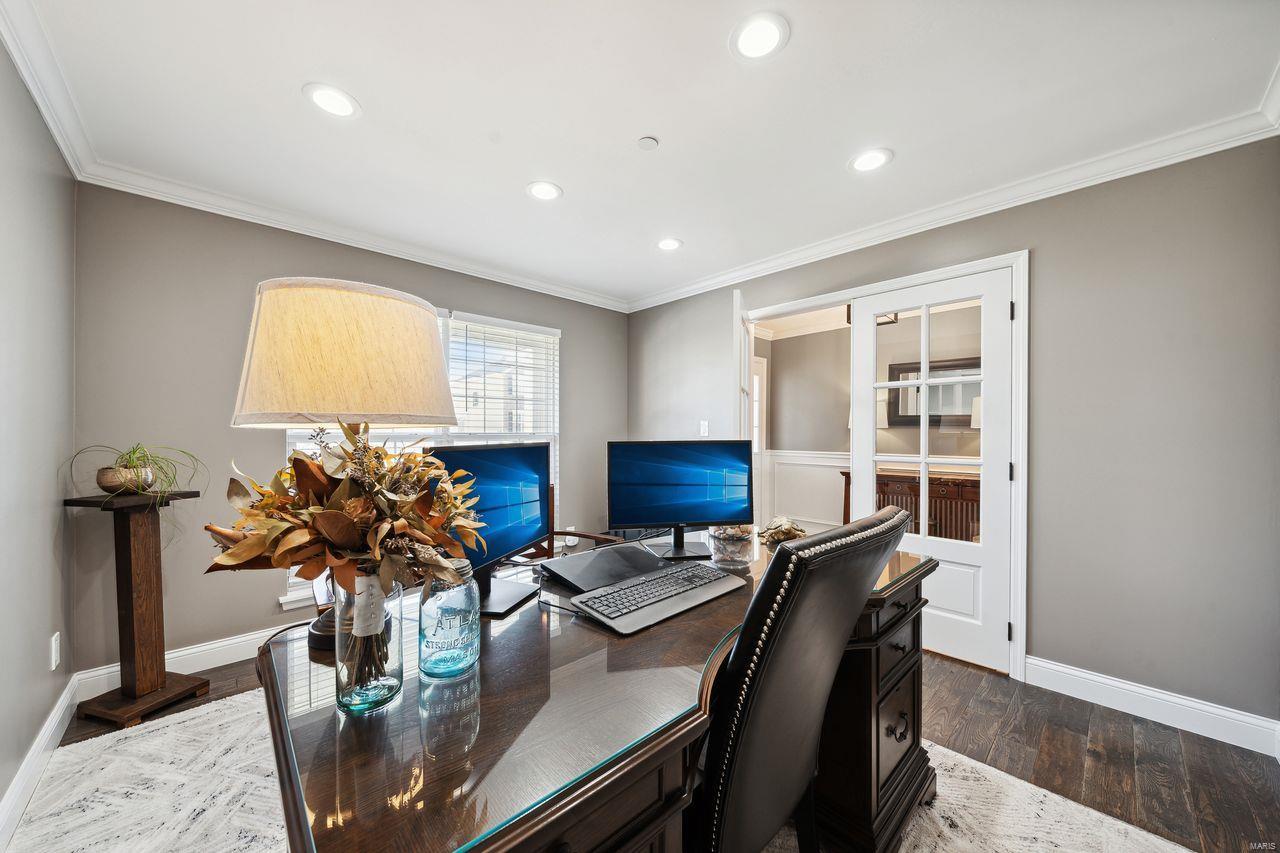 6214 Pathfinder Drive St. Louis, MO 63129 - Photo 5 of 32