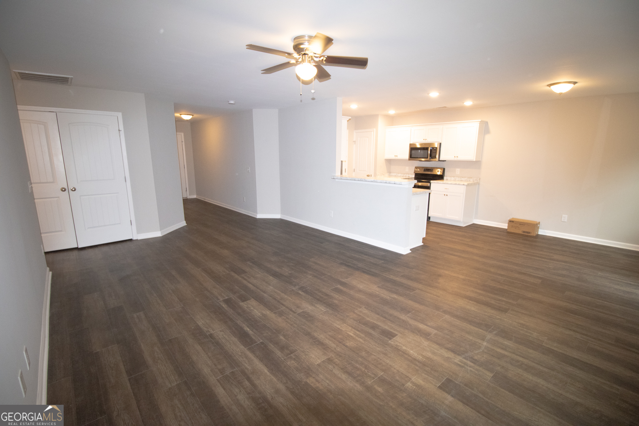 152 Callaway Crescent Statesboro, GA 30458 - Photo 6 of 17