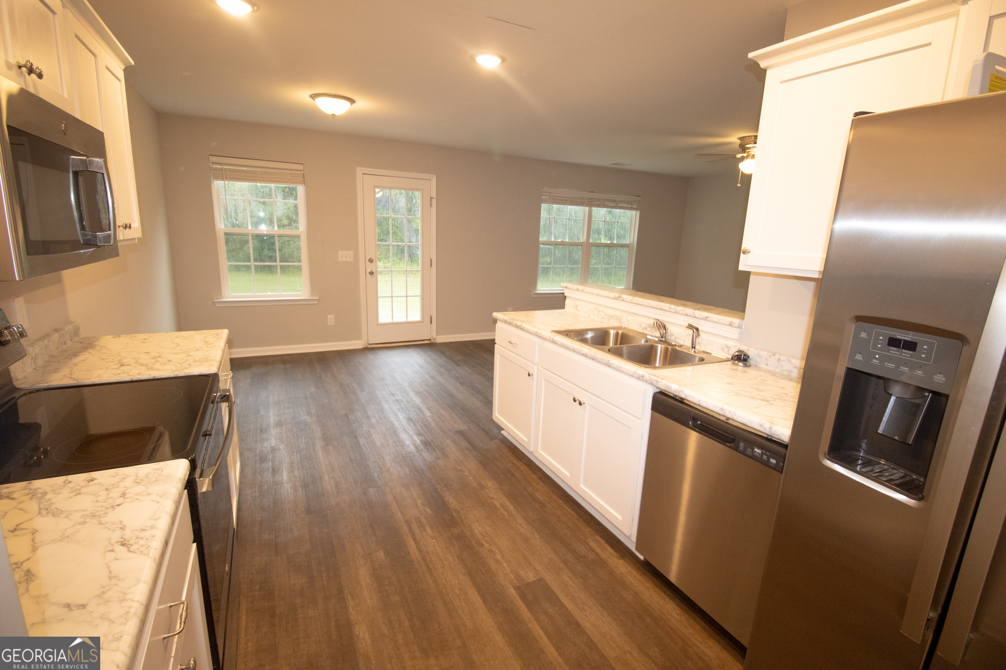 152 Callaway Crescent Statesboro, GA 30458 - Photo 7 of 17