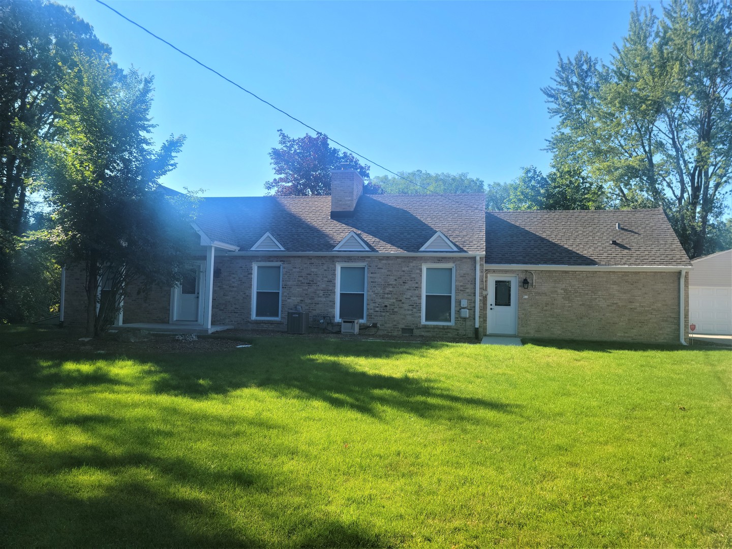 1116 Dundee Road Northbrook, IL 60062 - Photo 2 of 23