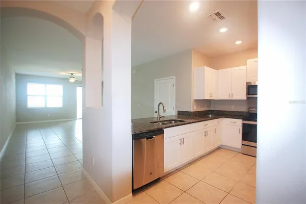 $1,950 | 812 Royal Empress Drive, Ruskin, FL 33570