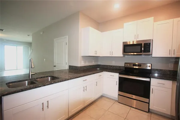 $1,950 | 812 Royal Empress Drive, Ruskin, FL 33570