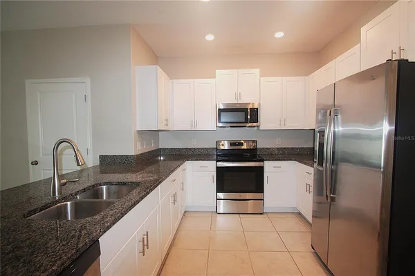 $1,950 | 812 Royal Empress Drive, Ruskin, FL 33570