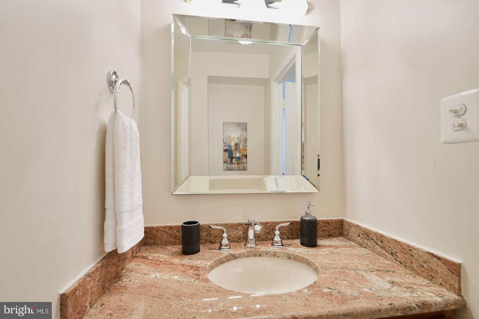 14316 Piccadilly Road Silver Spring, MD 20906 - Photo 23 of 57