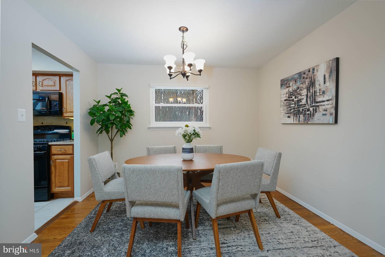 14316 Piccadilly Road Silver Spring, MD 20906 - Photo 6 of 57