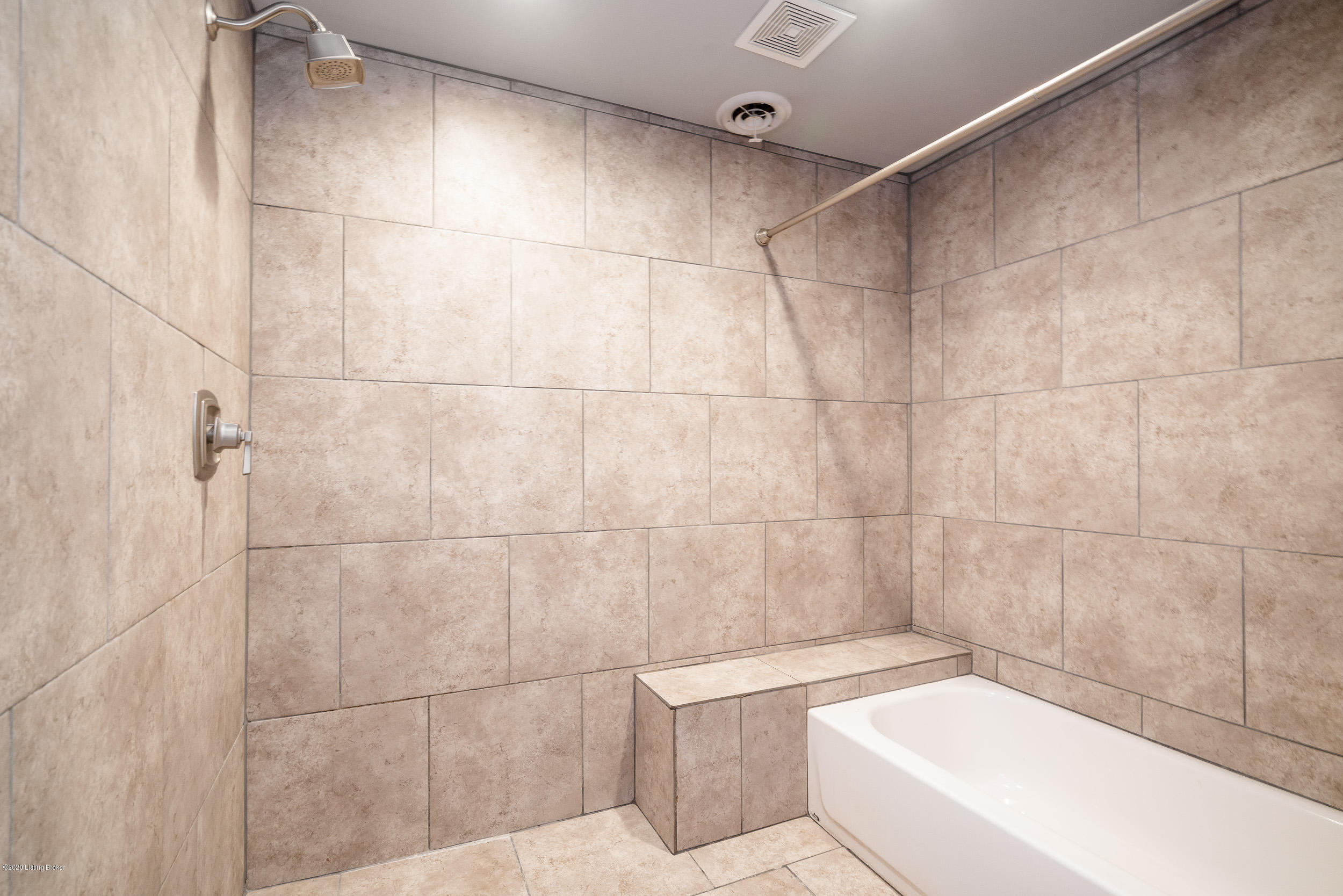 8700 Bates Road Louisville, KY 40228 - Photo 64 of 77 Lower Level Shower Room w/ Tub!