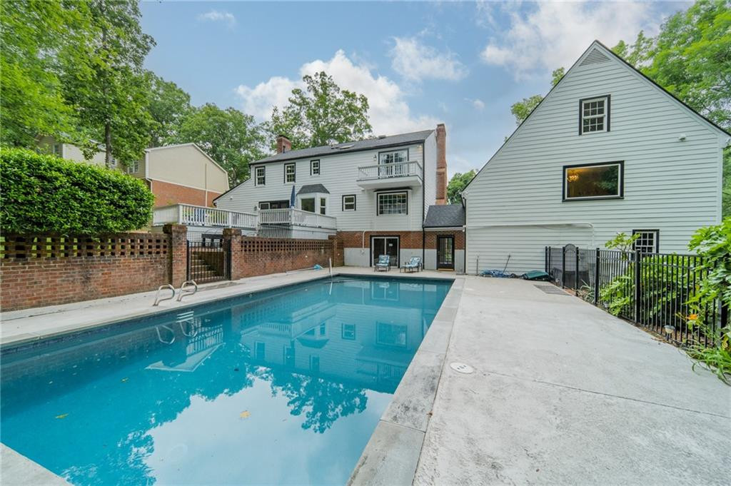 1109 Queensferry Road Cary, NC 27511 - Photo 34 of 36 Gallery Image 34
