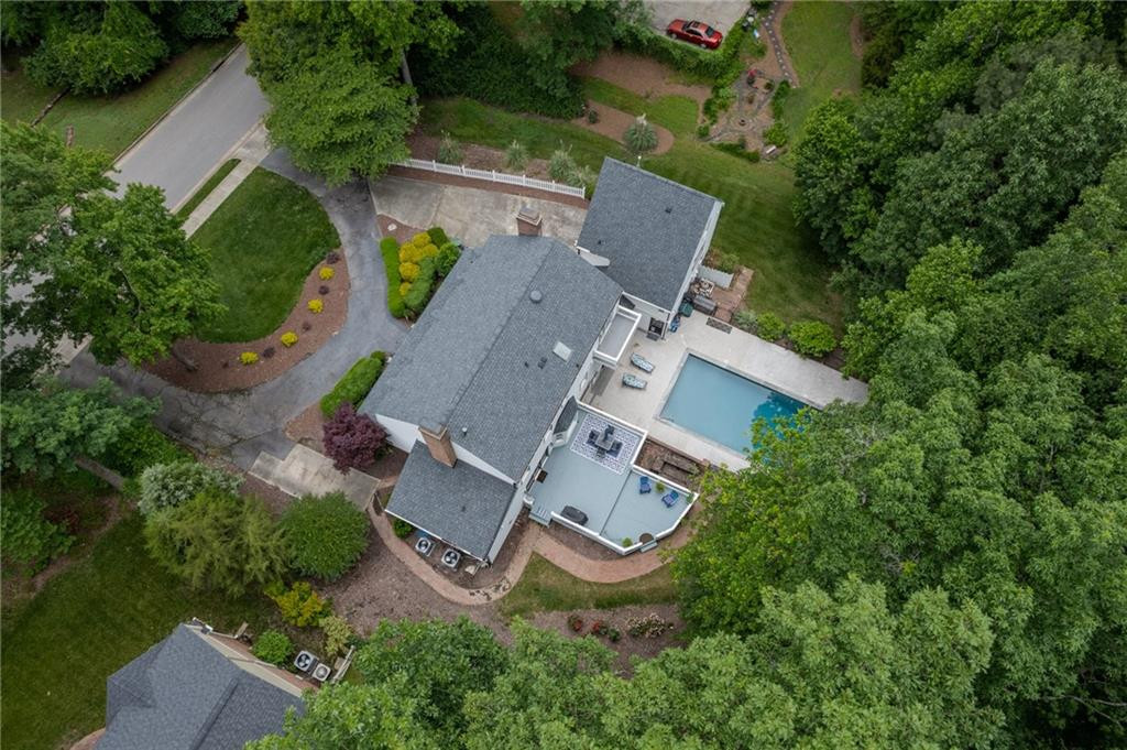 1109 Queensferry Road Cary, NC 27511 - Photo 6 of 36 Gallery Image 6