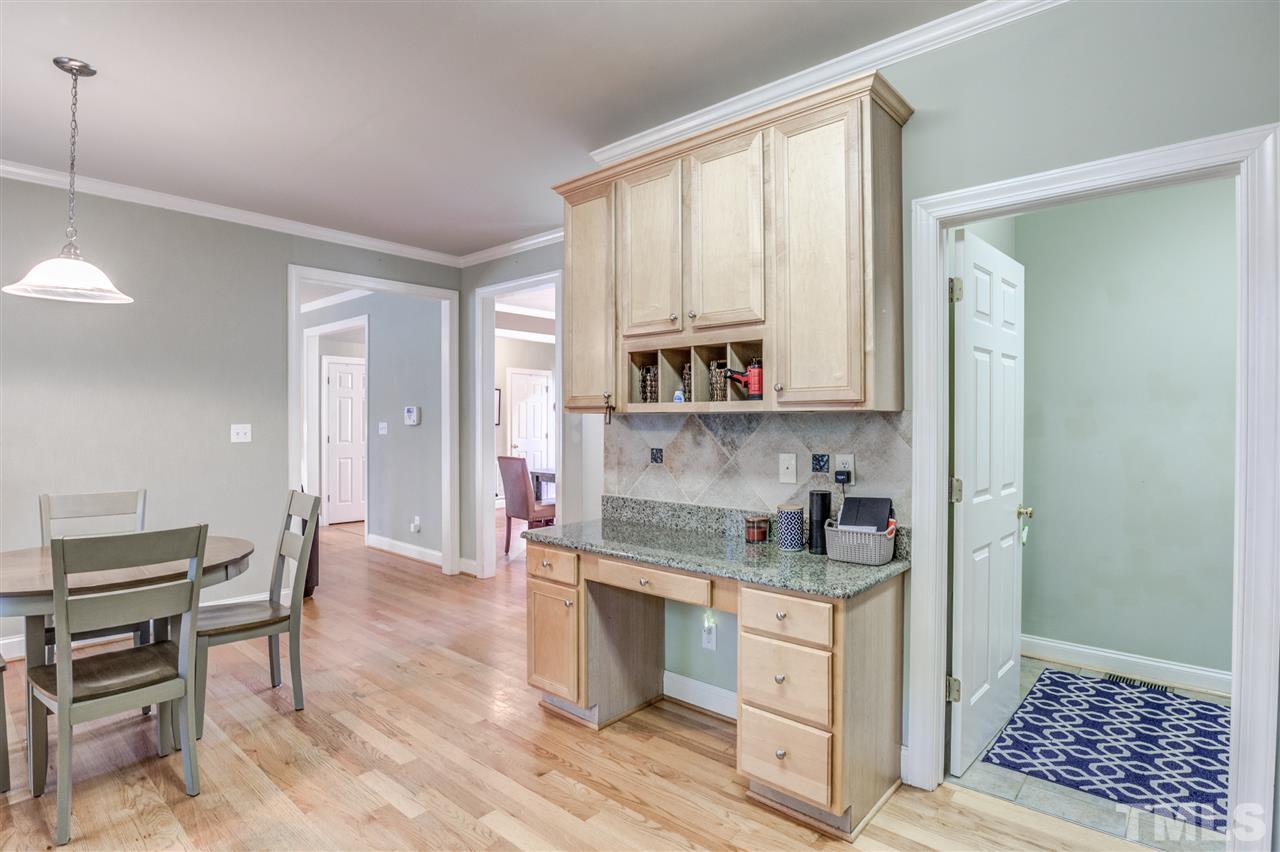 9245 Shallcross Way Raleigh, NC 27617 - Photo 13 of 30 Gallery Image 13