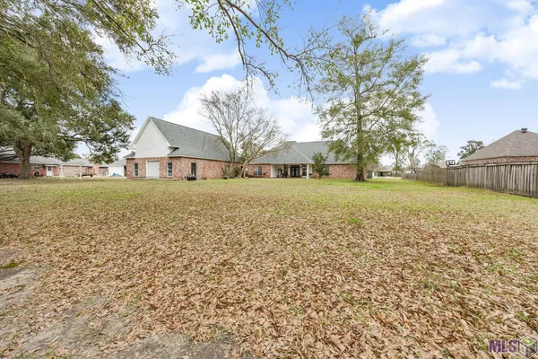 $599,900 | 2145 Britany East, Port Allen, LA 70767