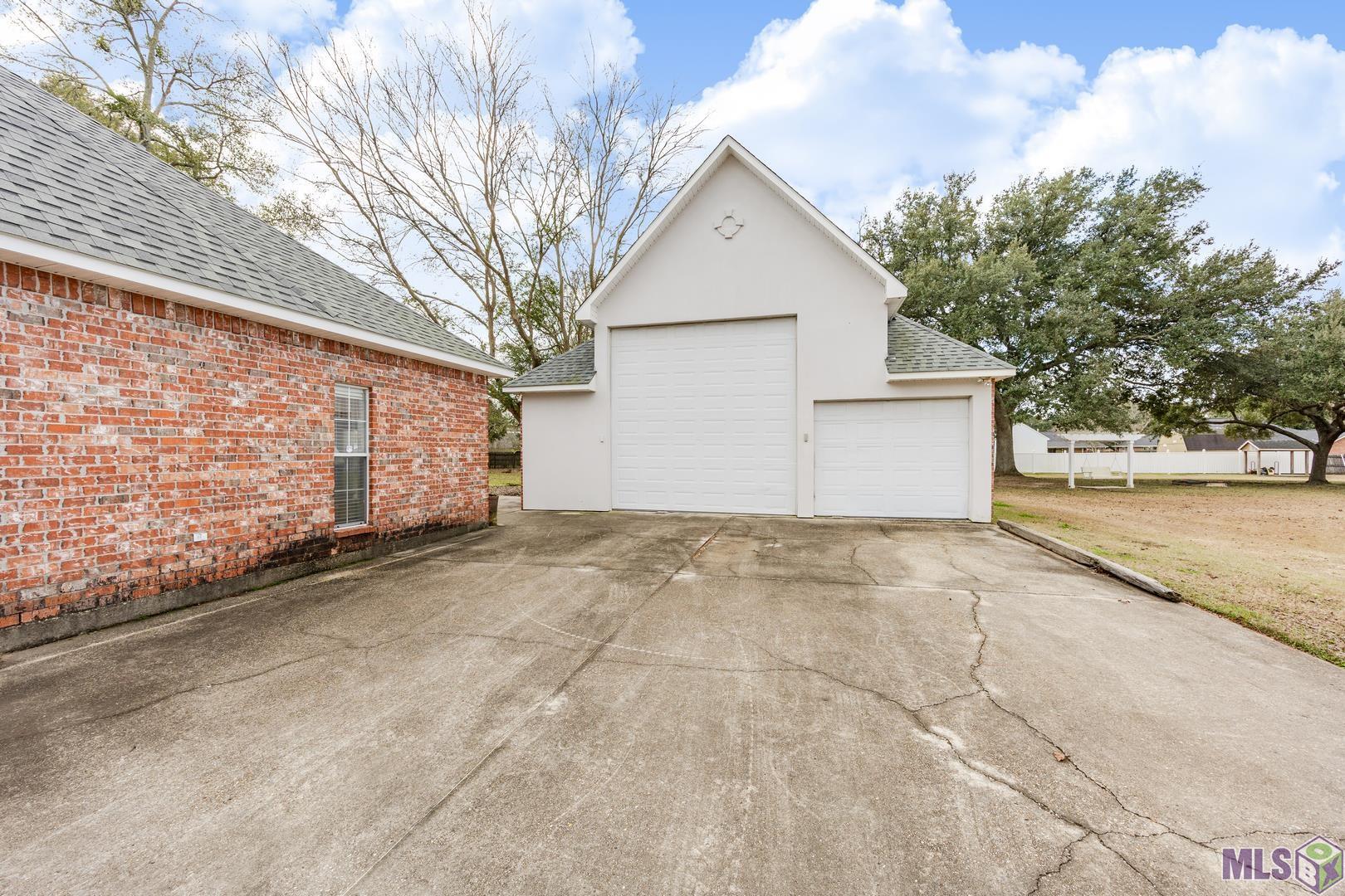 2145 Britany East Port Allen, LA 70767 - Photo 29 of 31