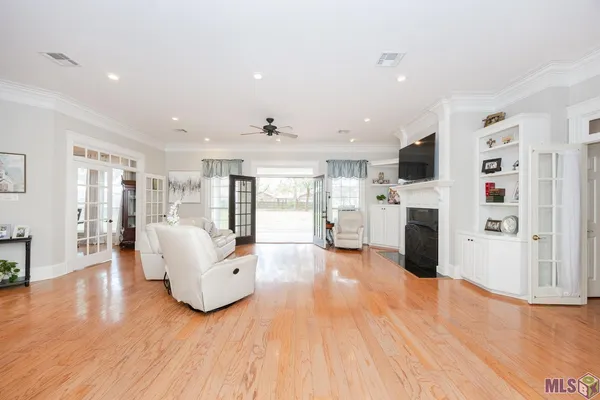 $599,900 | 2145 Britany East, Port Allen, LA 70767