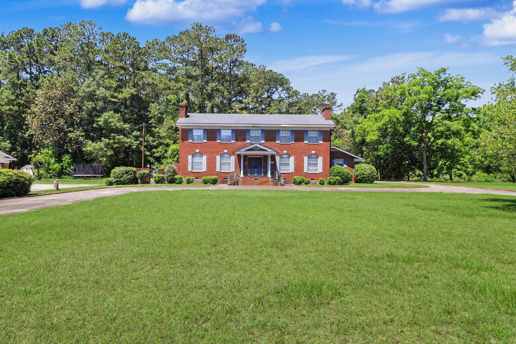2824 Camden Road Holly Hill, SC 29059 - Photo 4 of 59 IMG_3551