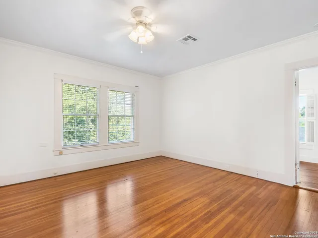 $1,900 | 235 East Huisache Avenue, Unit 1202, San Antonio, TX 78212