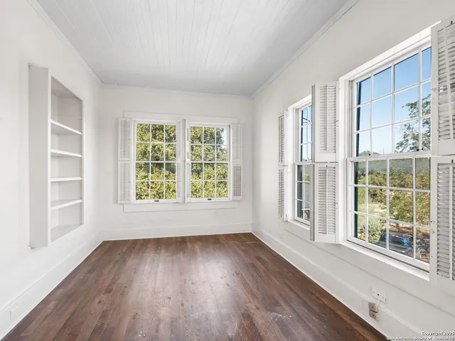 $1,900 | 235 East Huisache Avenue, Unit 1202, San Antonio, TX 78212