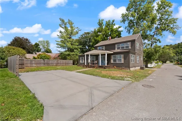 $299,900 | 104 Cook Street, Corydon, IN 47112