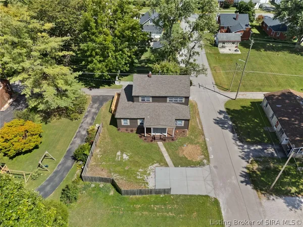 $299,900 | 104 Cook Street, Corydon, IN 47112