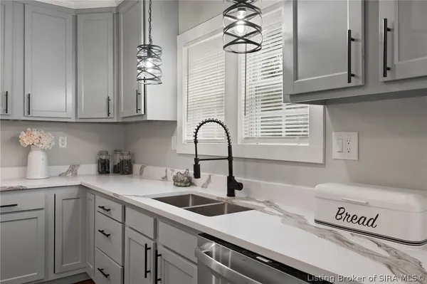 $299,900 | 104 Cook Street, Corydon, IN 47112