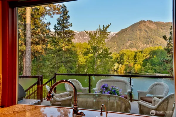 $2,500,000 | 9690 East Leavenworth Road, Leavenworth, WA 98826