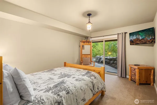 $2,500,000 | 9690 East Leavenworth Road, Leavenworth, WA 98826