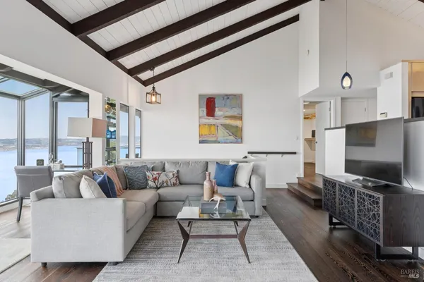 $2,695,000 | 132 Sugarloaf Drive, Tiburon, CA 94920