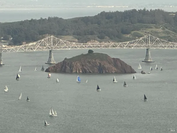 $2,695,000 | 132 Sugarloaf Drive, Tiburon, CA 94920