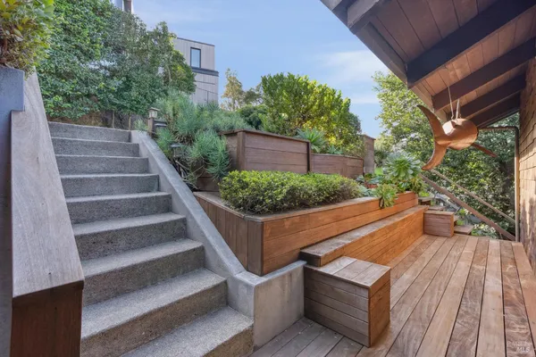 $2,695,000 | 132 Sugarloaf Drive, Tiburon, CA 94920