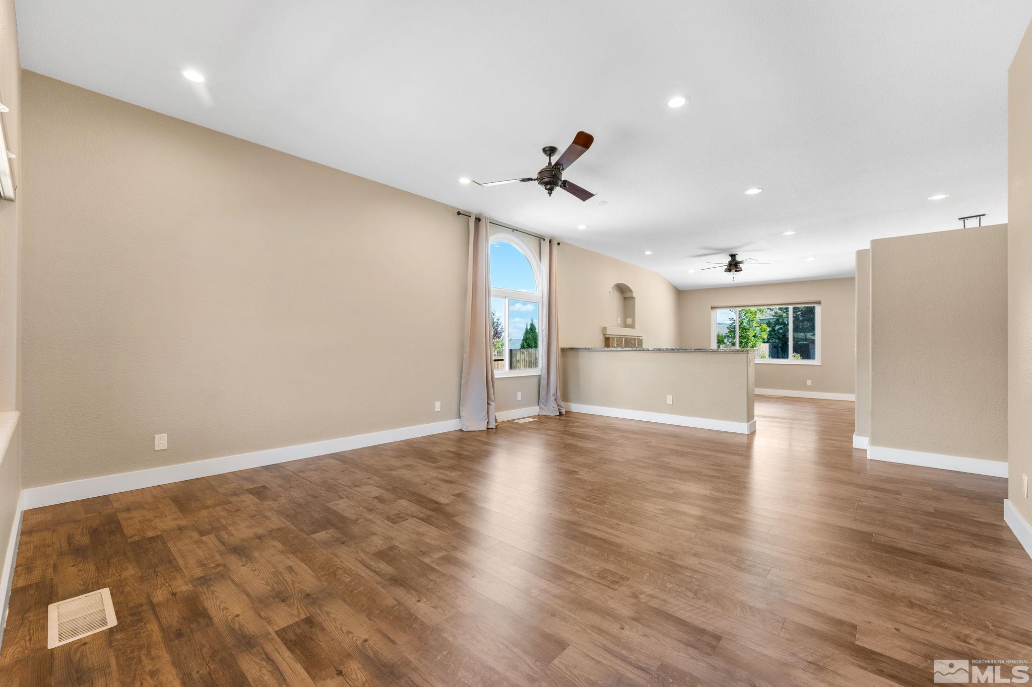 609 Moab Court Reno, NV 89511 - Photo 5 of 39 Photo 5