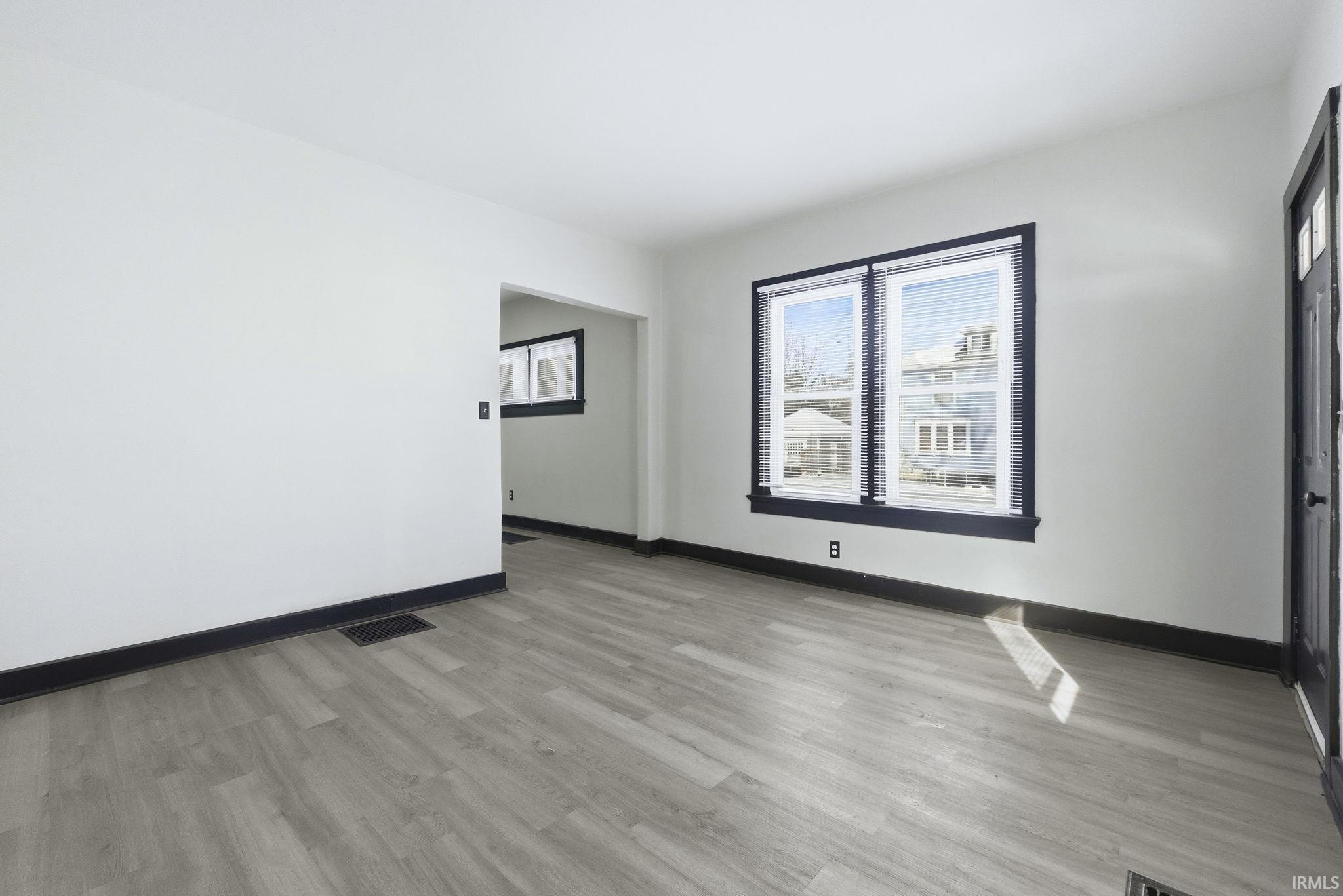 2406 Miner Street Fort Wayne, IN 46807 - Photo 19 of 33