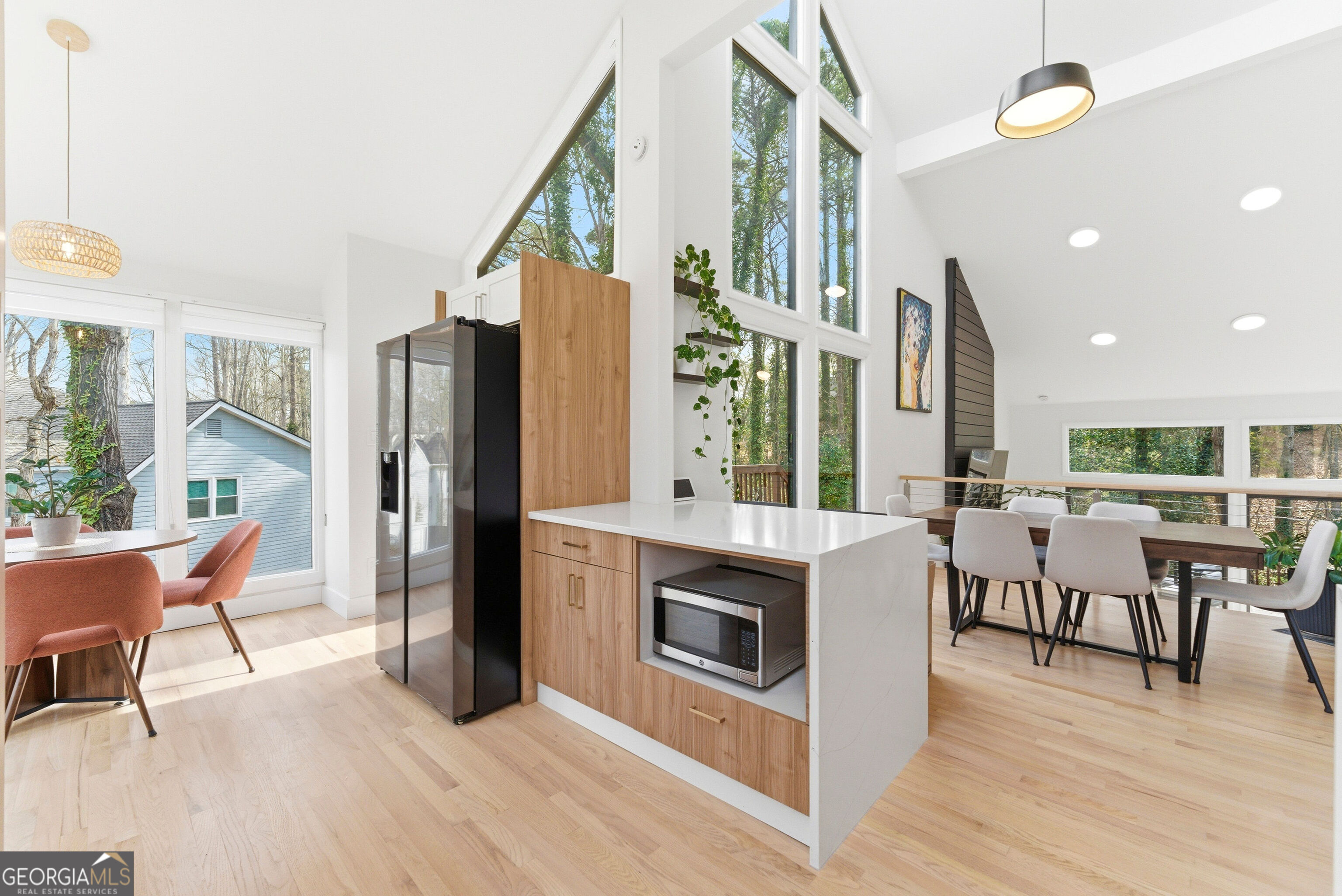 2704 Long Lake Drive Northeast Roswell, GA 30075 - Photo 14 of 48