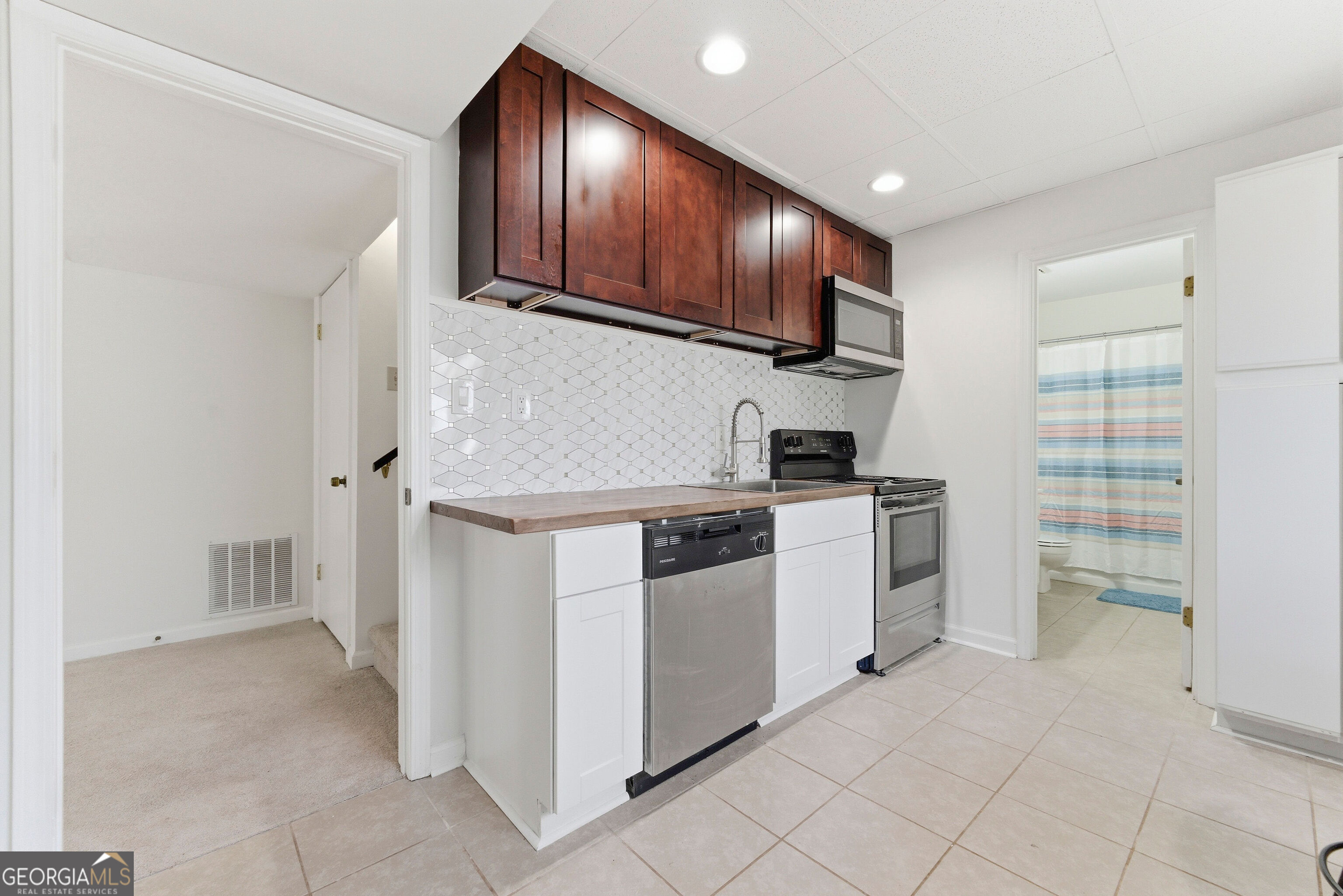 2704 Long Lake Drive Northeast Roswell, GA 30075 - Photo 42 of 48