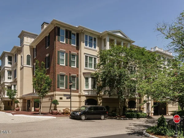 $1,199,500 | 2901 Market Bridge Lane, Unit 104, Raleigh, NC 27608
