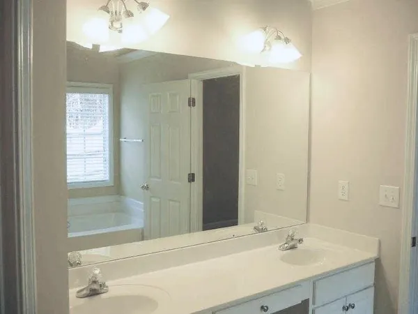 $2,100 | 1118 Low Water Way Southeast, Lawrenceville, GA 30045